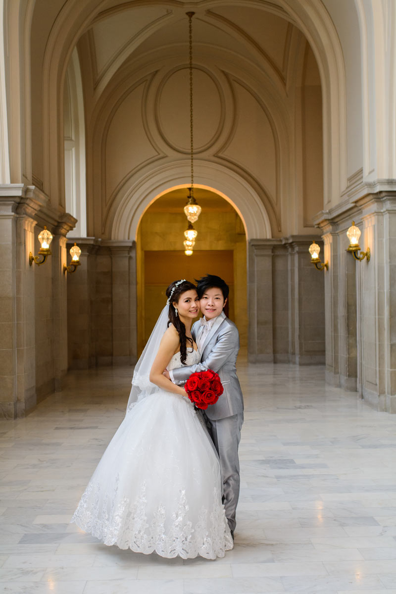brides-city-hall-photos